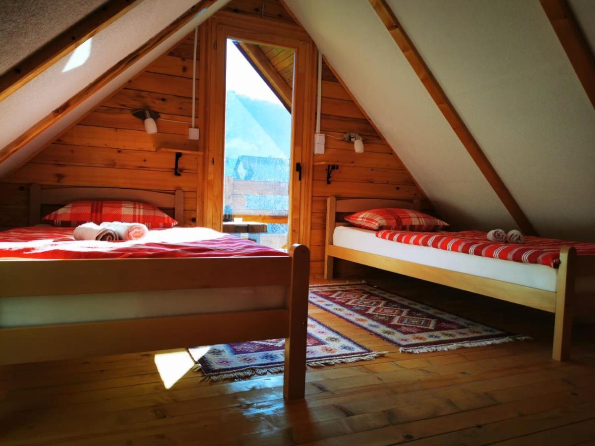 Wooden House "Una" Kulen Vakuf Esterno foto